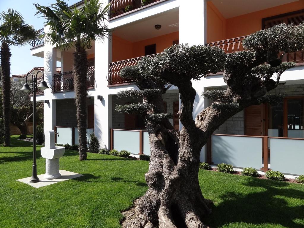 Pension Silvia Portoroz Exterior photo